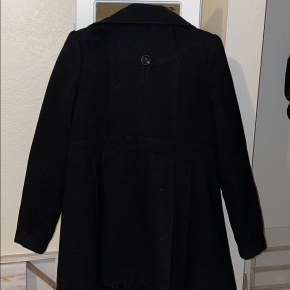 Coat - Picture 2 of 4